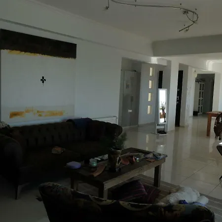 Turkkuyusu Mah. Lapa Cavus Sok. Apartment